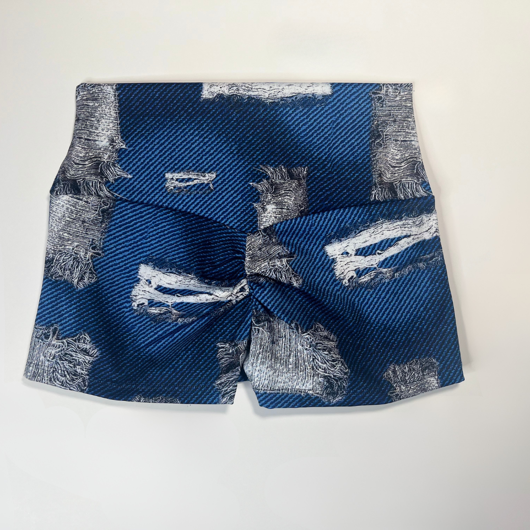 Curvy Scrunch Skort - Distressed Dream - Image 4