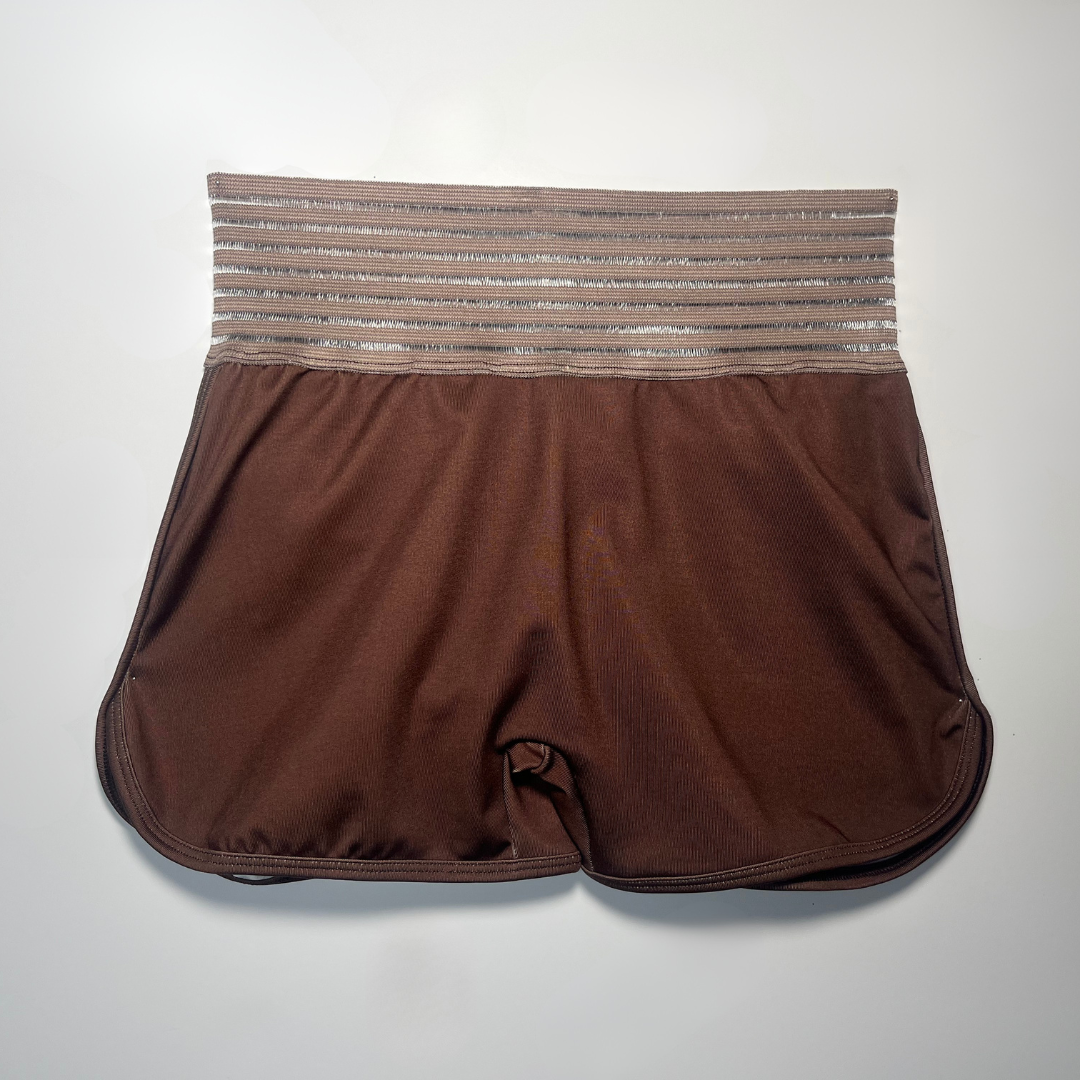 Ruffle Scrunch Pocket Shorts-Brown - Image 4